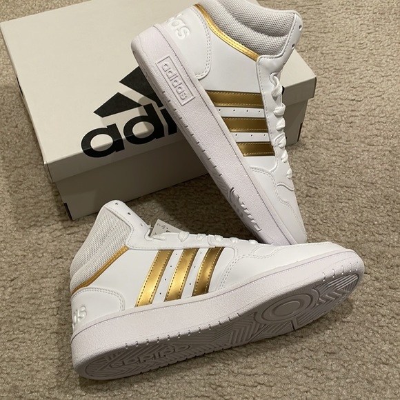 Adidas HOOPS 3.0 MID LIFESTYLE BASKETBALL CLASSIC SHOES women size 7 BNWB - Picture 4 of 8